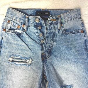 Aéropostale ripped baggy jeans